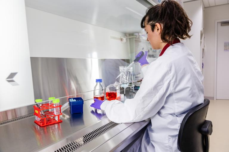 Huidtest toont verschillen aan tussen ziekte van Parkinson en andere parkinsonismen 